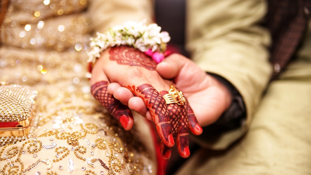 7 Wedding Day Traditions & Their Meanings