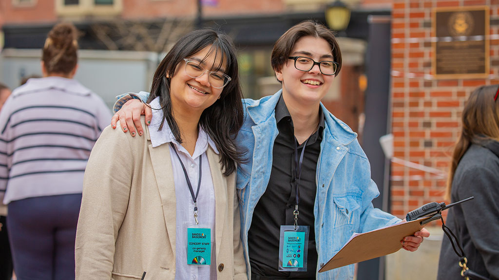 Anannya Rawat and Miranda Hasani at the SEEM concert